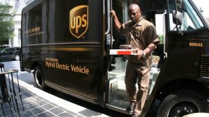 Công ty chuyển phát nhanh quốc tế UPS là gì?